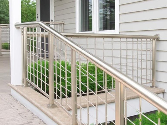 Advantages and Disadvantages of Stainless Steel Railings